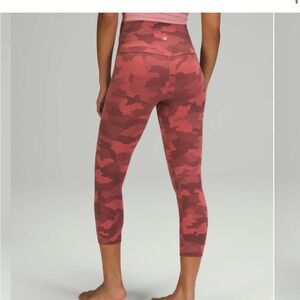 Lululemon Align Crop 21" size 6